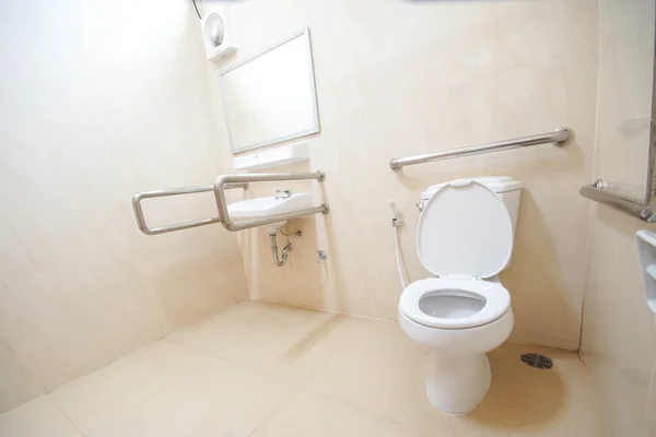 Toilettes pour personnes handicapées — Photo