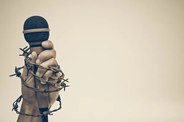 Freedom of the press is at risk concept — Stock Photo, Image