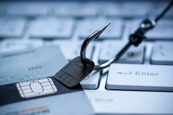 Atak na chipie danych karty kredytowej — Zdjęcie stockowe