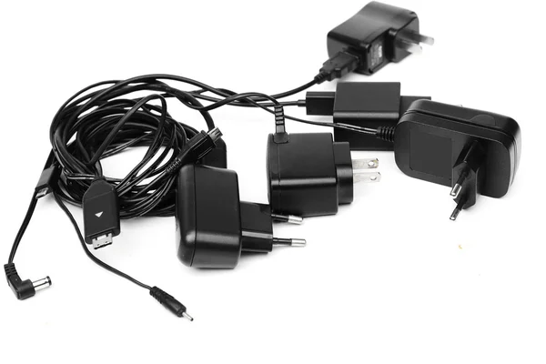 Adapter Ladegerät auf weiß — Stockfoto