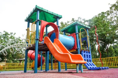 çocuklar için renkli Bahçesi