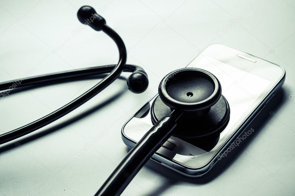 stethoscope to check smartphone system