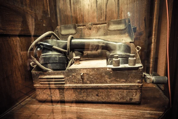 Old grungy telephone — Stock Photo, Image