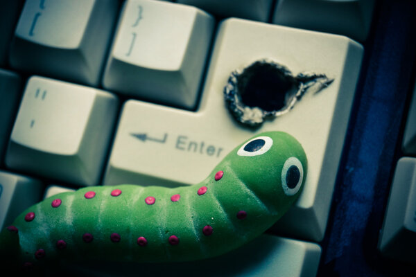 Нарушение компьютерной безопасности
