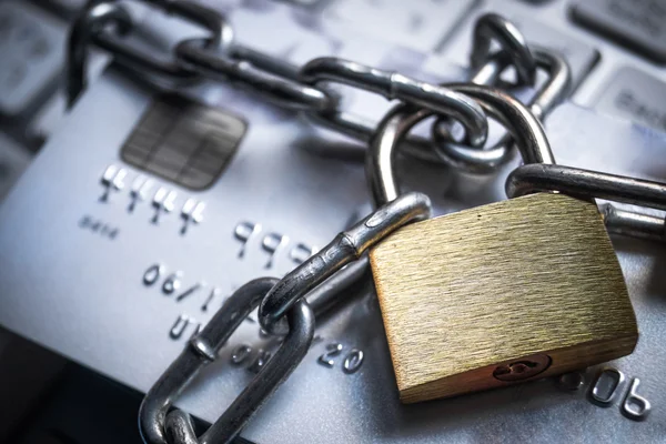 Credit cards and security lock — Stock Photo, Image