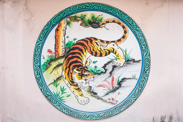 Tiger on the wall — Stock Photo, Image