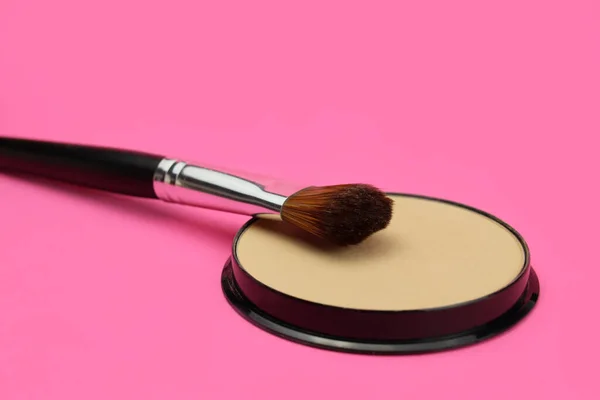 Make Powder Brush Pink Background — Stock Photo, Image