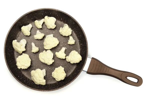 Roher Blumenkohl Der Pfanne Isoliert Auf Weißem Hintergrund Gesundes Ernährungskonzept — Stockfoto