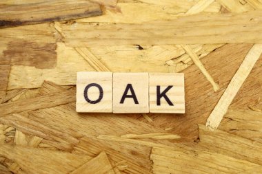 Meşe ağacı tahta bloklardan yapılmıştır.