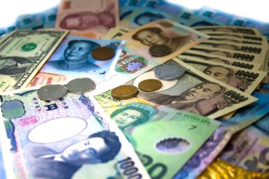 Arka plan para zengin banknot ve madeni para