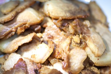 Kolay lokanta kızartma içinde taze et