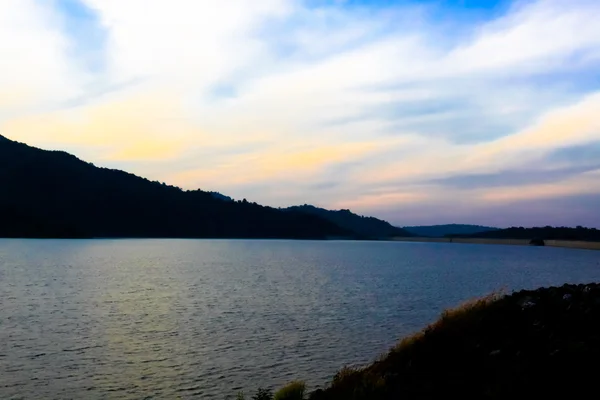 Emplacement naturel Kun Dan Pra Kan Chon Dam Nakonnayok Thaïlande — Photo