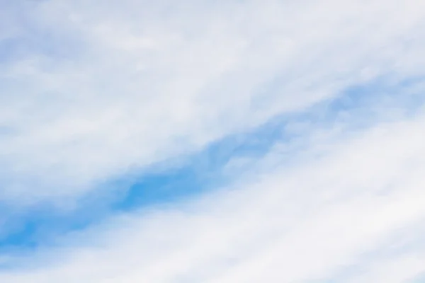 Beautiful white cloud on blue sky background — Stock Photo, Image