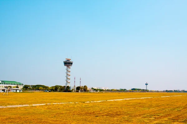 Air Traffic Control tower Sunset Sky — Stock Photo, Image