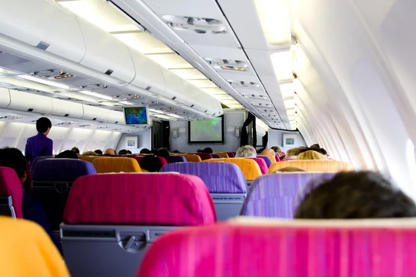 uçak yolcu oda içinde