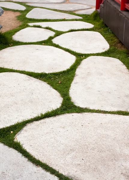 taş döşeli yollar