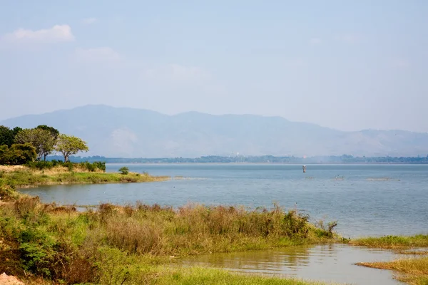 Krásné Pra Bang přírodní jezero — Stock fotografie