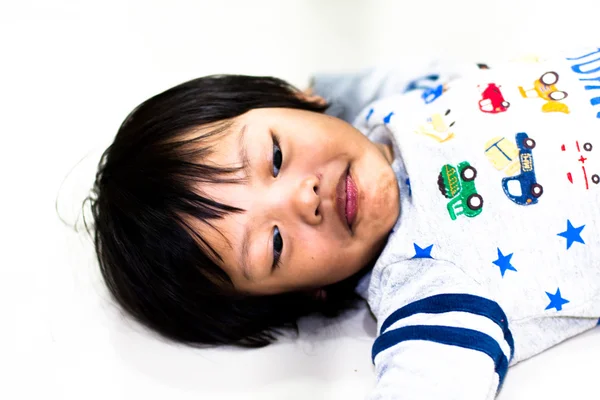 Açık oyun çocuk eğleniyor