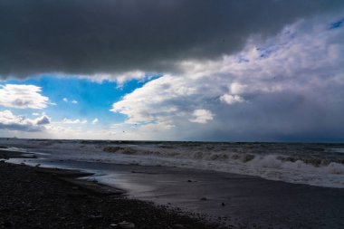 Batumi, Gürcistan - 12 Mart 2021: Şehirde fırtına