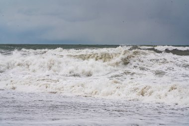 Batumi, Gürcistan - 12 Mart 2021: Karadeniz Fırtınası