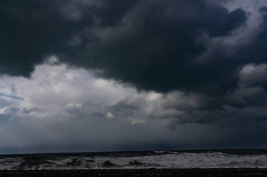 Rıhtımda bisiklet kiralama.