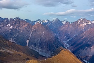Ushguli Dağı, Gürcistan 'ın en güzel dağıdır.