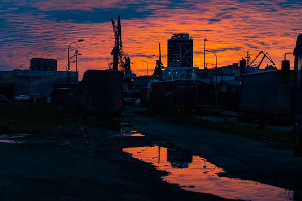 Oranžovo Modrý Západ Slunce Pozadí Města — Stock fotografie