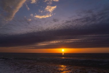 Nisan 'da Karadeniz' de Günbatımı