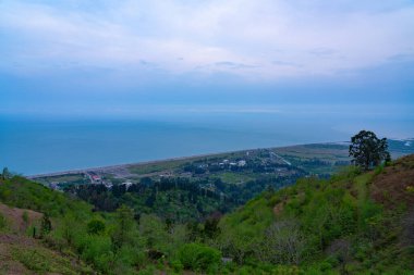 Adjara, Georgia 'daki Gonio Dağı' ndan güzel bir manzara.