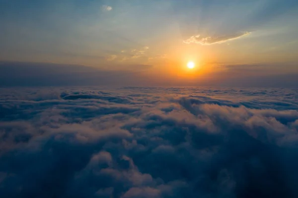 Montagnes Dessus Des Nuages Beau Coucher Soleil — Photo