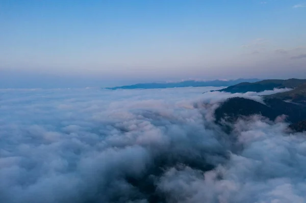 Montagnes Dessus Des Nuages Beau Coucher Soleil — Photo