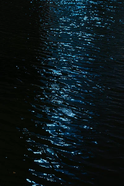 Бирюзовый Блеск Воде — стоковое фото