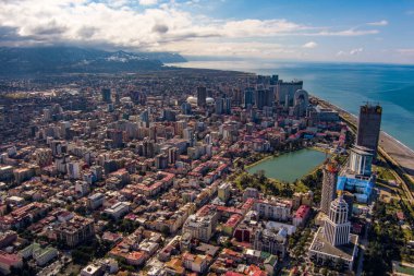 Batumi, Gürcistan - 15 Şubat 2021: Şehrin havadan görünüşü
