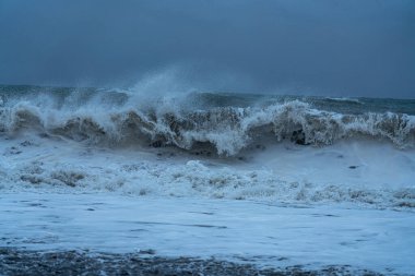 9 Mayıs 2021 'de Batumi' deki Karadeniz Fırtınası