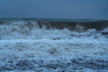 9 Mayıs 2021 'de Batumi' deki Karadeniz Fırtınası