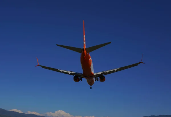 Batumi Georgia May 2021 Airplane Landing Airport — Stock Photo, Image