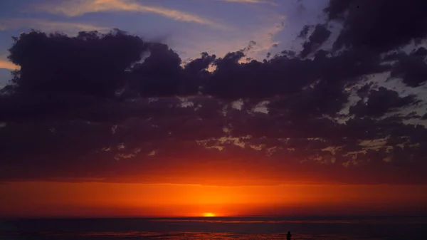 2021年5月15日のバトゥミの美しい夕日 — ストック写真