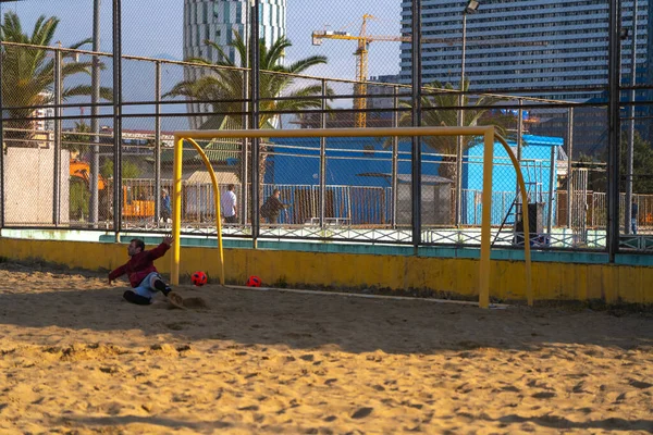 Batumi Georgia Mayo 2021 Portero Salta Después Pelota Campo Arena — Foto de Stock