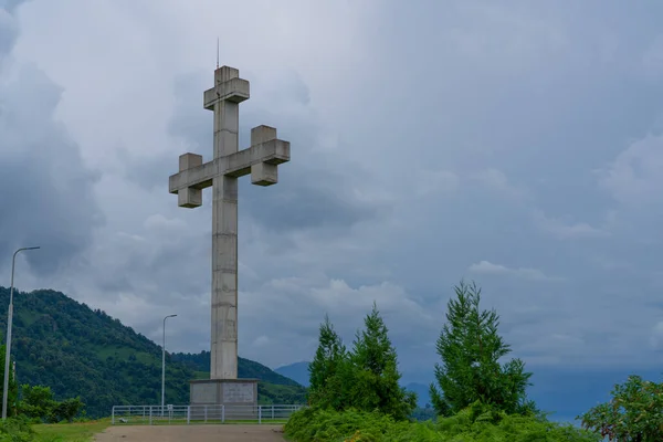 Orthodoxes Kreuz Auf Dem Gipfel Des Berges — Stockfoto