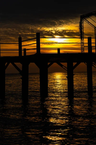 Beautiful Yellow Sunset Background Pier — Fotografia de Stock