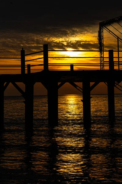 Beautiful Yellow Sunset Background Pier — ストック写真