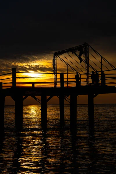 Beautiful Yellow Sunset Background Pier — 图库照片