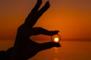 Güzel turuncu gün batımı ringde