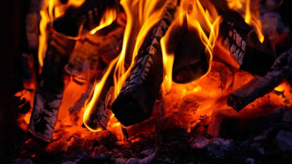 Burning Firewood Black Background — Stock Photo, Image