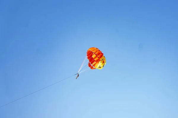 Batumi Georgië Juni 2021 Parachutist Lucht — Stockfoto
