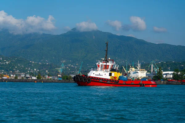 Batumi Γεωργία Ιουνίου 2021 Πλοίο Εισέρχεται Στο Λιμάνι — Φωτογραφία Αρχείου