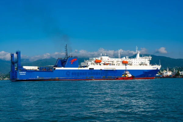 Batumi Geórgia Junho 2021 Ferry Entra Porto — Fotografia de Stock