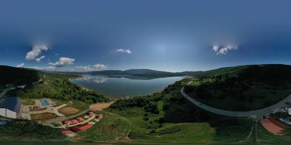 360 Bosque Verde Las Montañas Vista Desde Dron —  Fotos de Stock