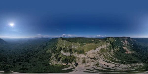 360 Green Forest Mountains View Drone — Stock Fotó