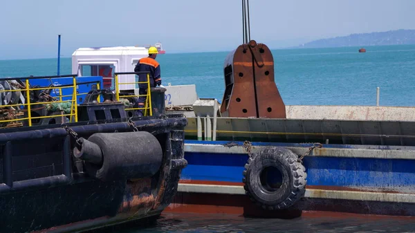 Batumi Georgia Június 2021 Tengerfenék Tisztítása Tengeri Kikötőben — Stock Fotó
